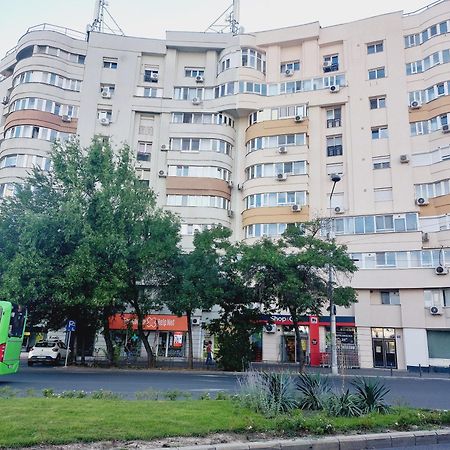 Cozy Apartment In The Center Of Bukarest Kültér fotó